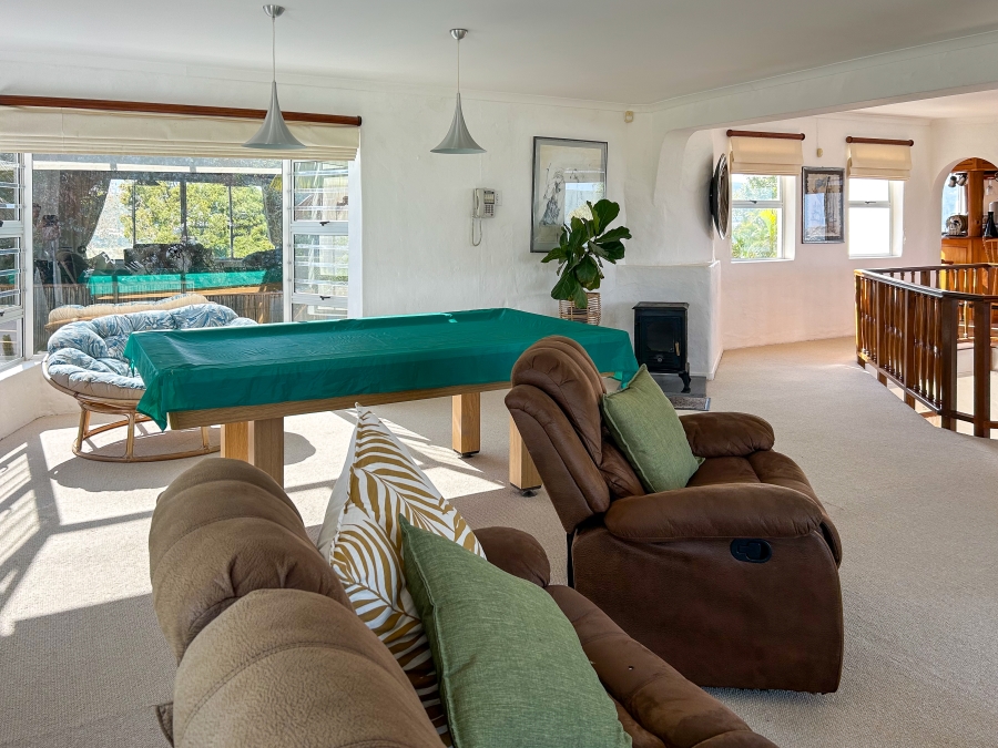 5 Bedroom Property for Sale in Heuwelkruin Western Cape